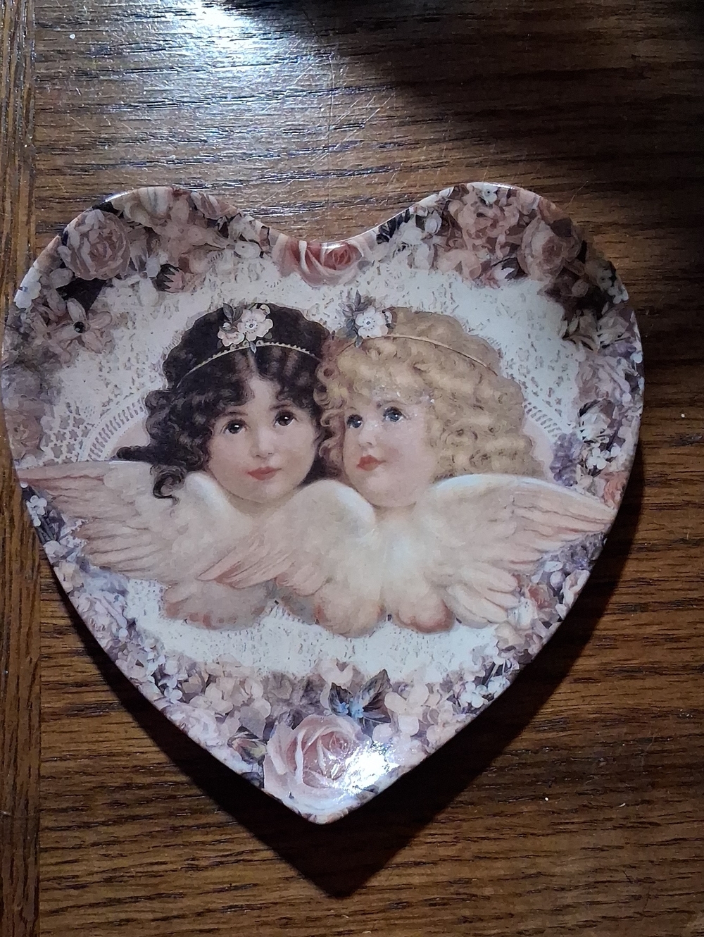 Crestley Collection Sweetness And Grace Heart-Shaped Trinket Dish in White